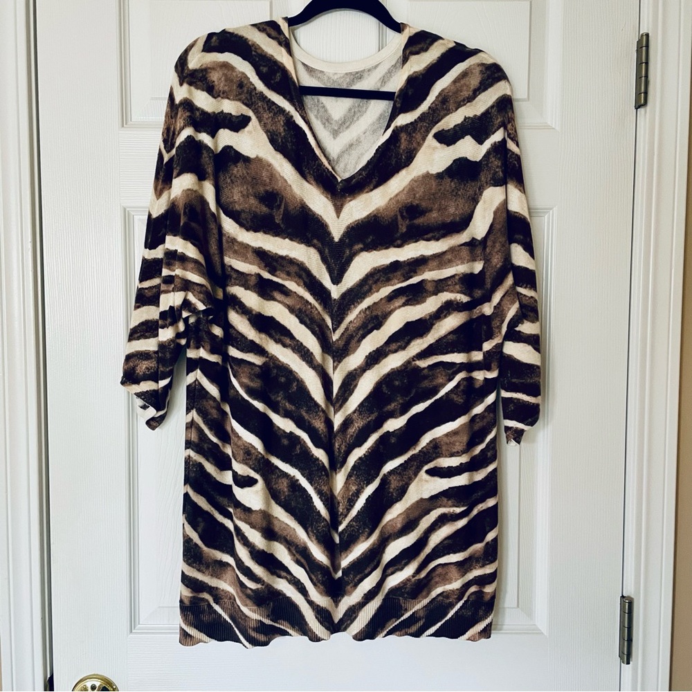EUC Chico’s Animal Print Dolman Sleeve Pullover Sweater | Size 2 (L)